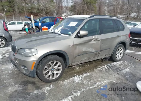 2012 BMW X5 xDrive35I/xDrive35I Premium/xDrive35I Sport Activity из США, поврежденный, VIN 5UXZV4C54CL764684